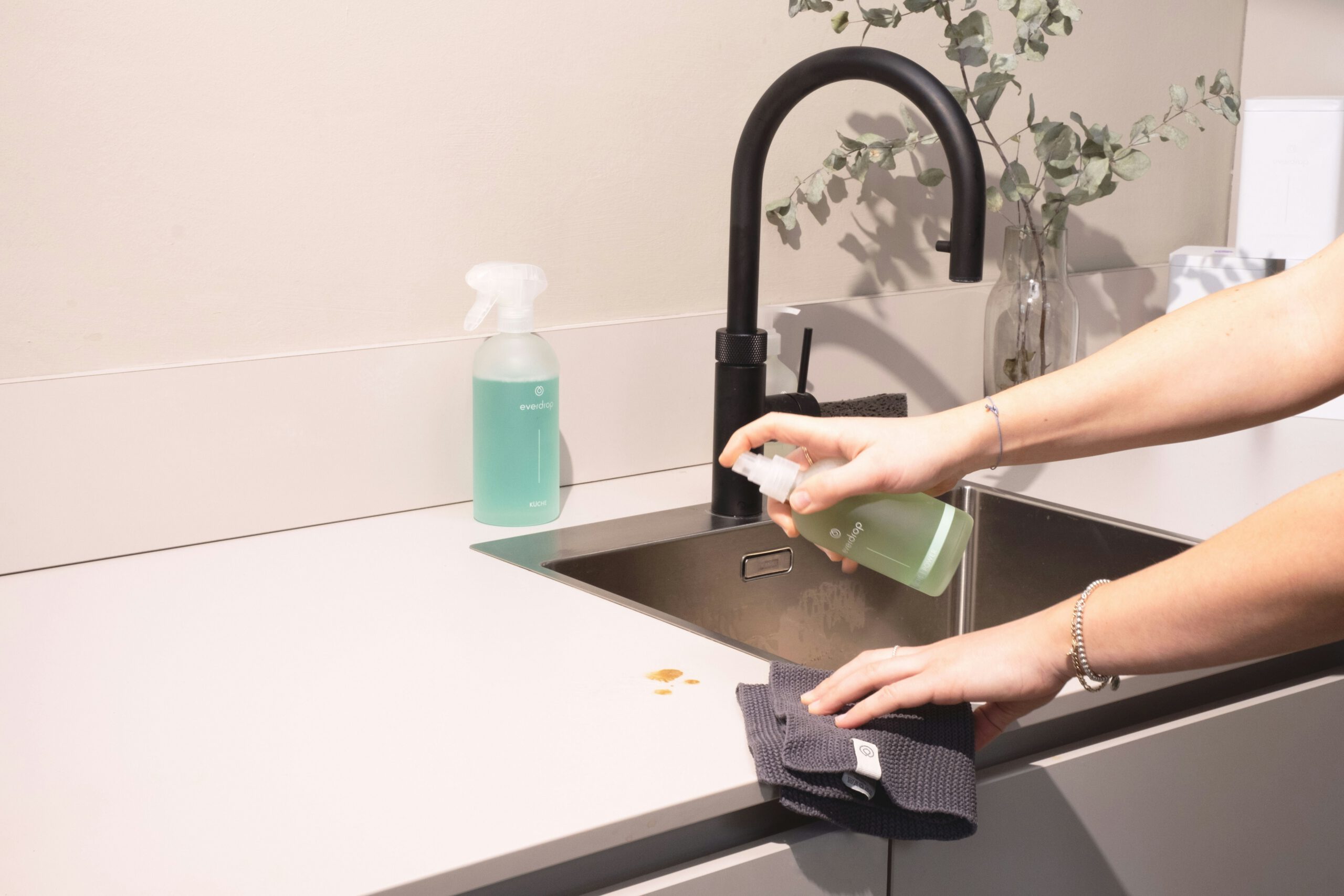 How to start a home cleaning service
